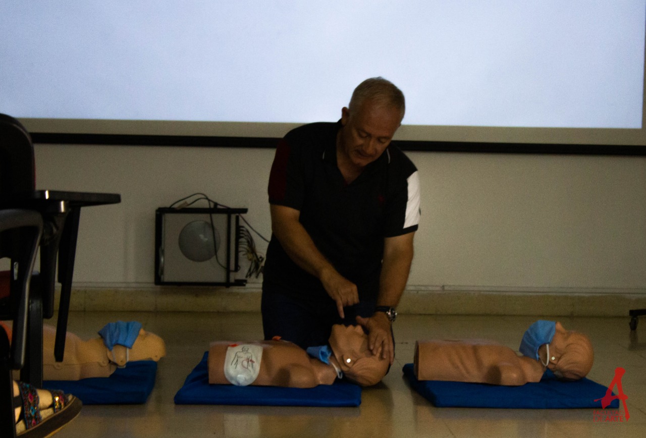 Capacitacion RCP FdeARTE3